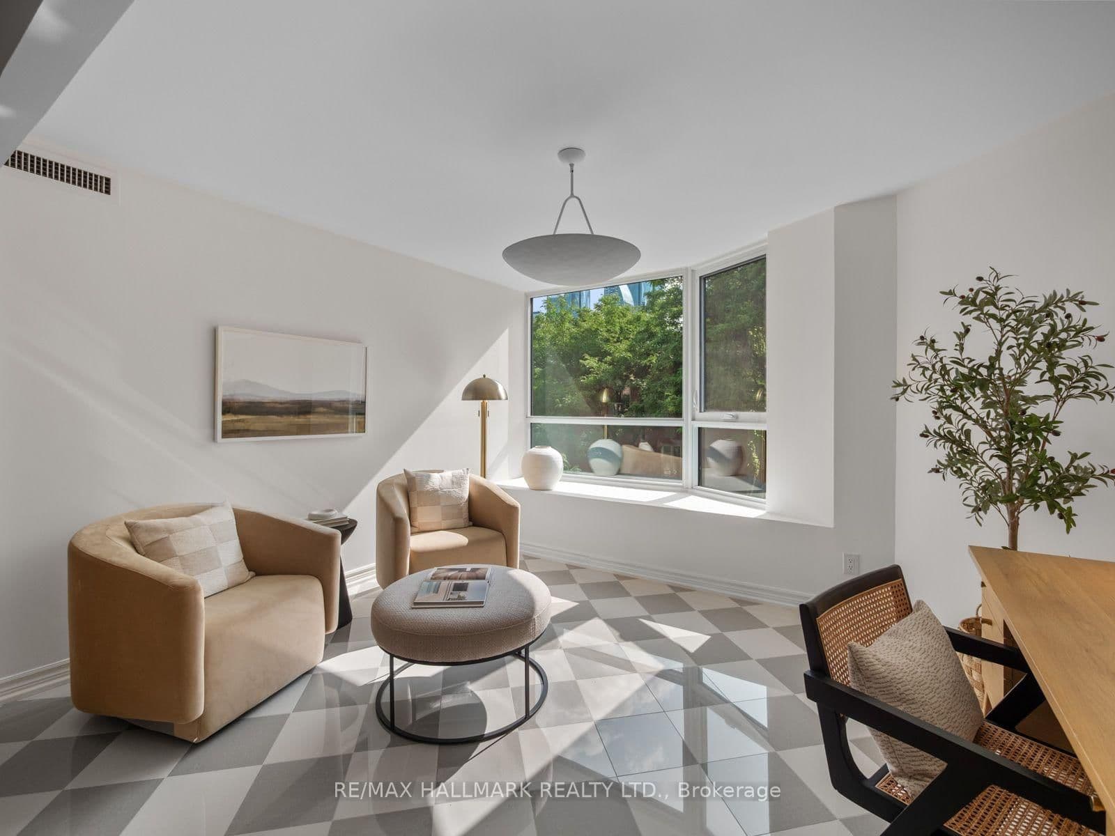 25 George Street, Unit 305 thumbnail 19
