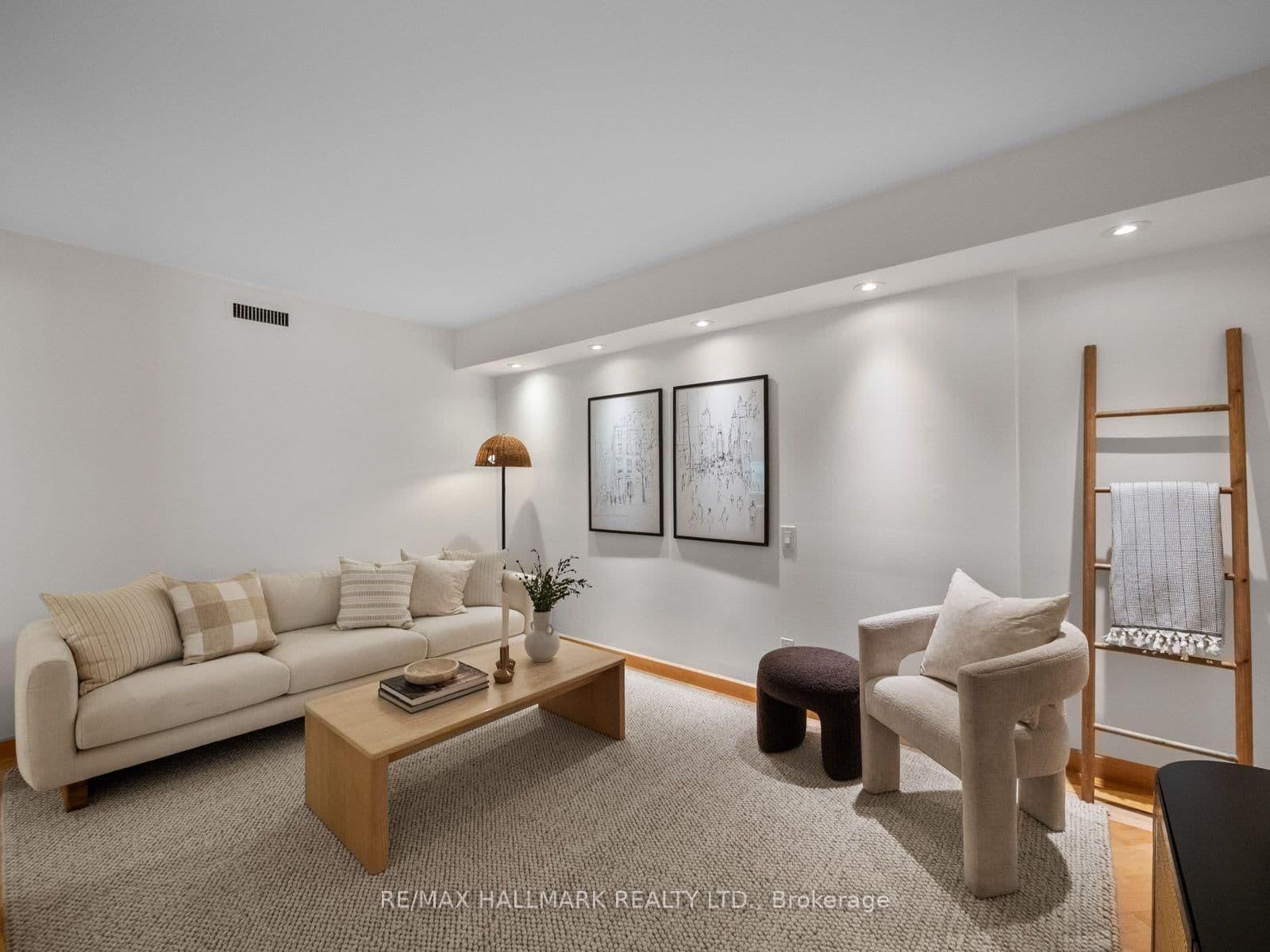 25 George Street, Unit 305 thumbnail 20