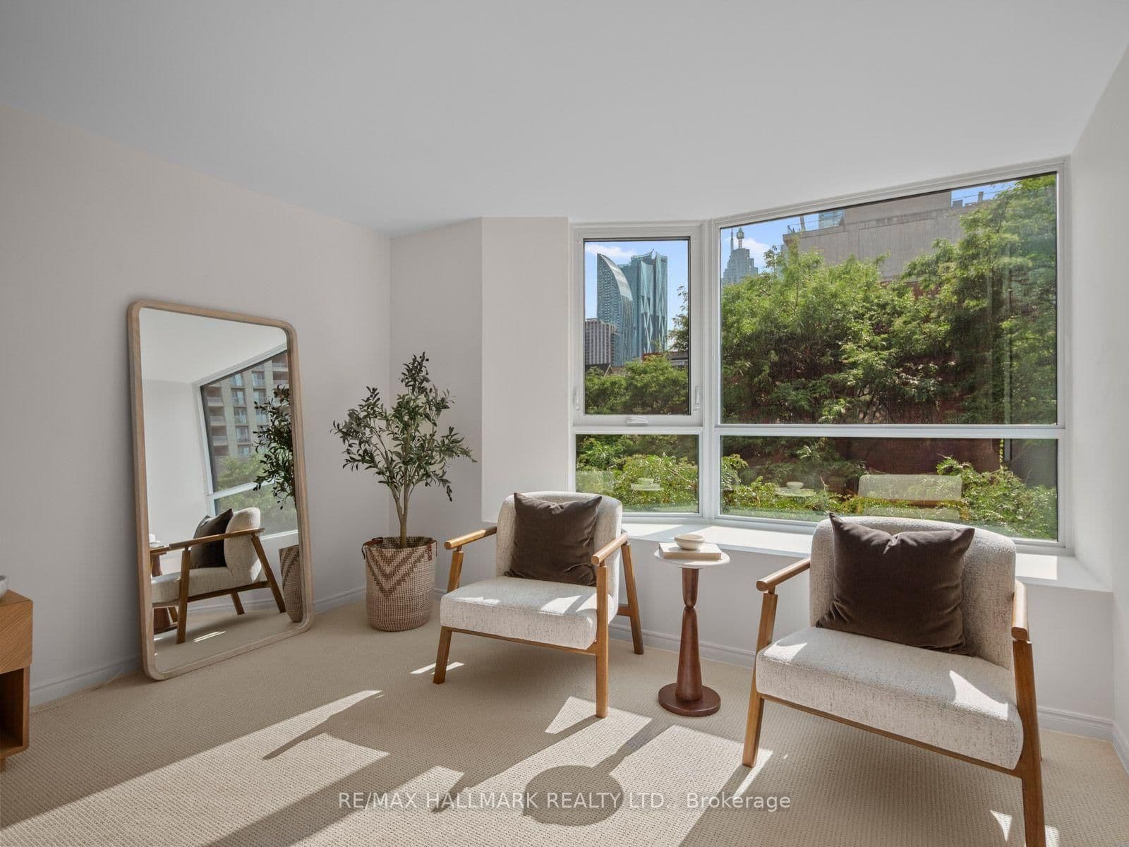 25 George Street, Unit 305 thumbnail 25