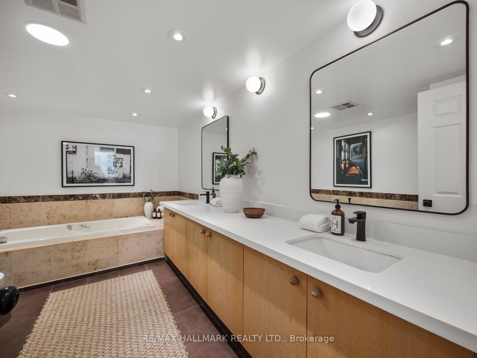 25 George Street, Unit 305 thumbnail 28