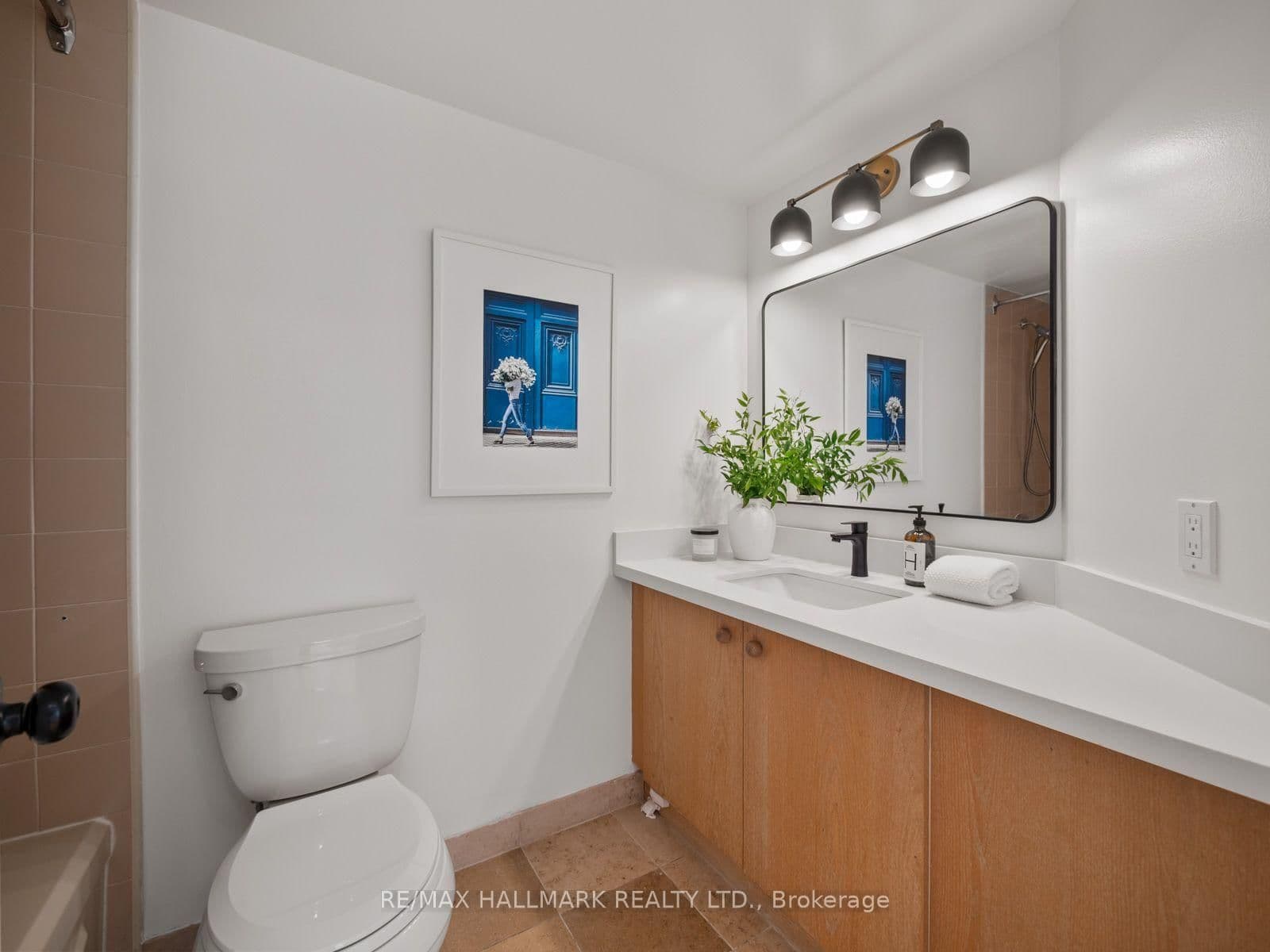 25 George Street, Unit 305 thumbnail 33