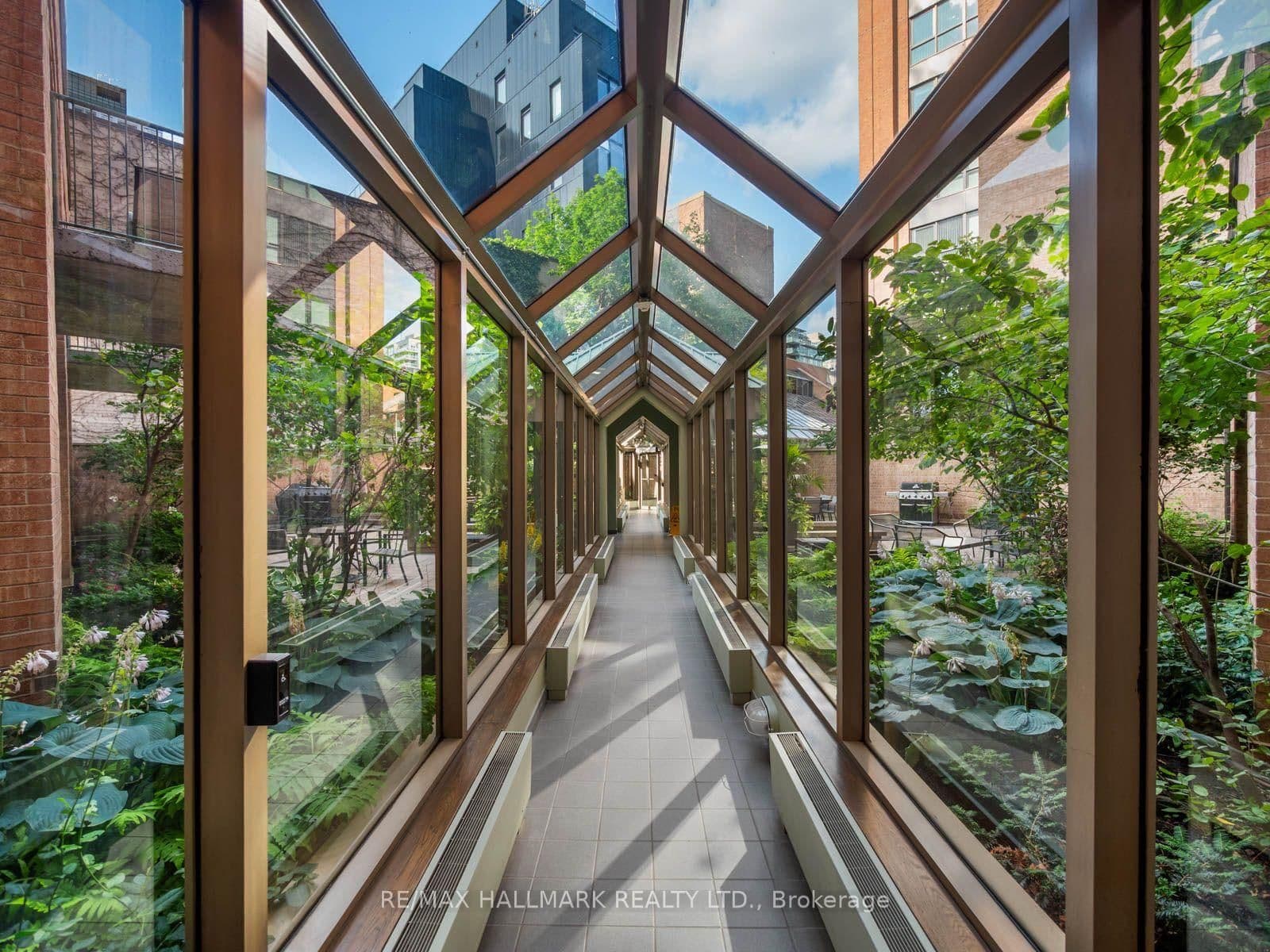 25 George Street, Unit 305 thumbnail 34