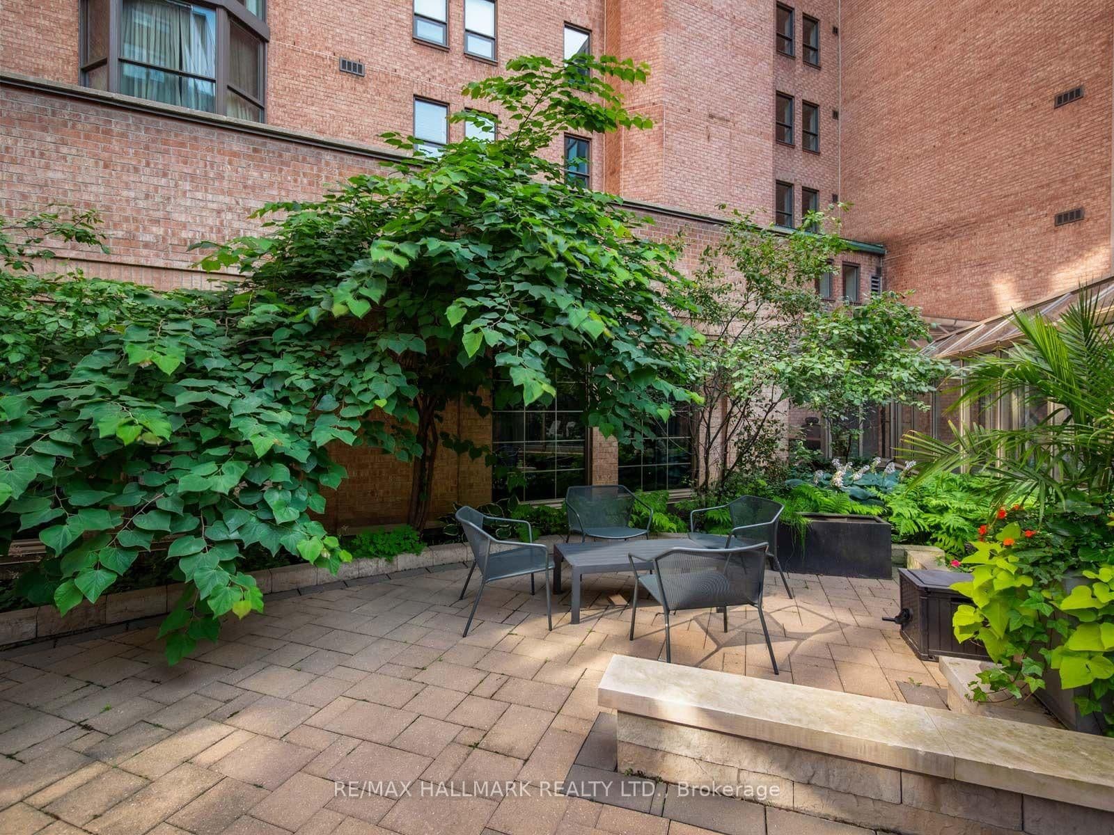 25 George Street, Unit 305 thumbnail 36
