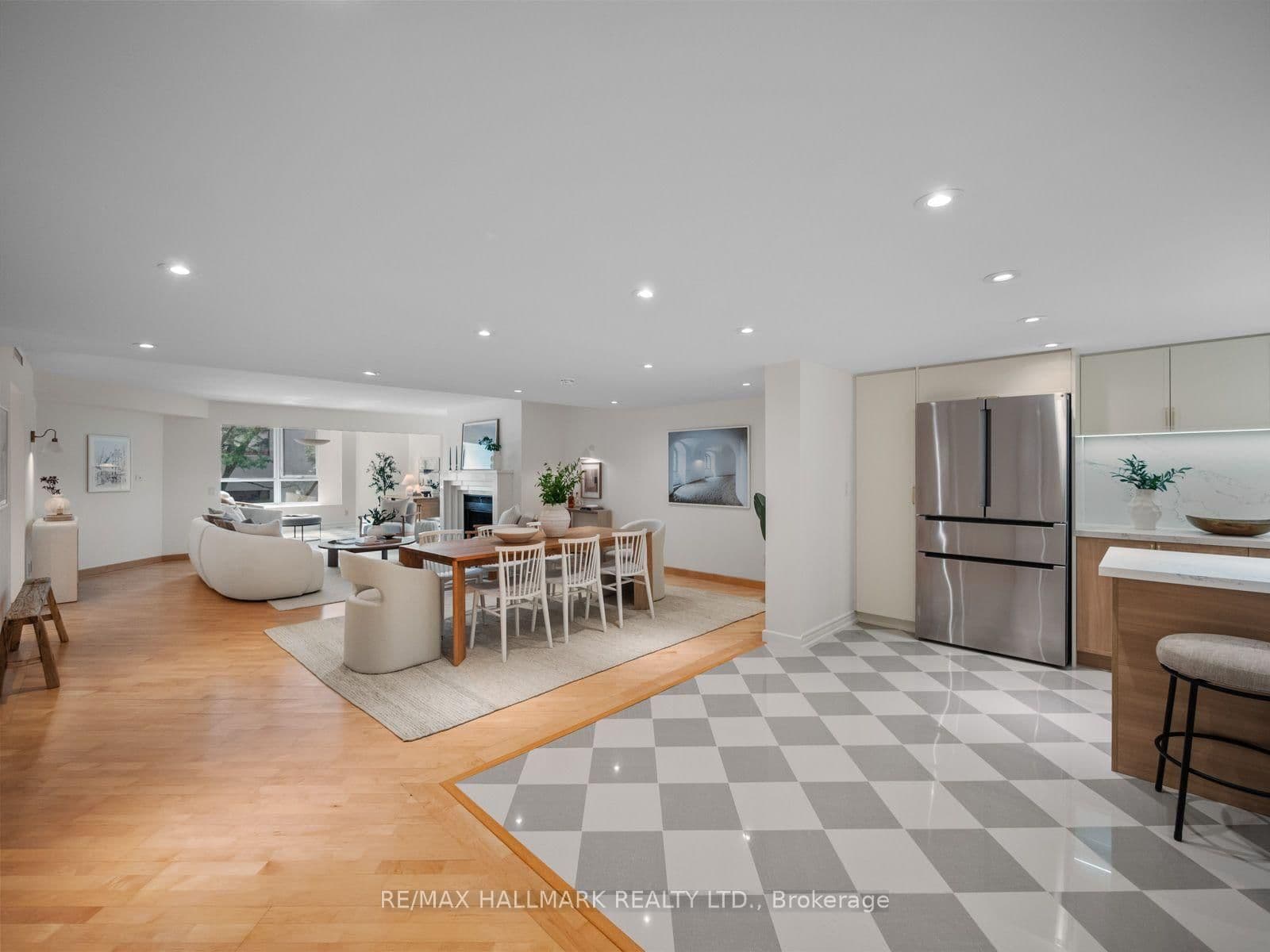 25 George Street, Unit 305 thumbnail 4