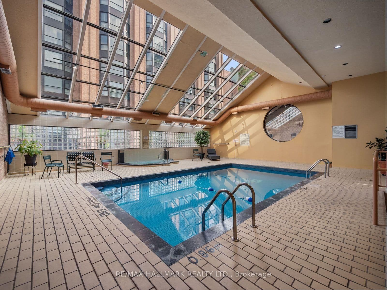 25 George Street, Unit 305 thumbnail 40