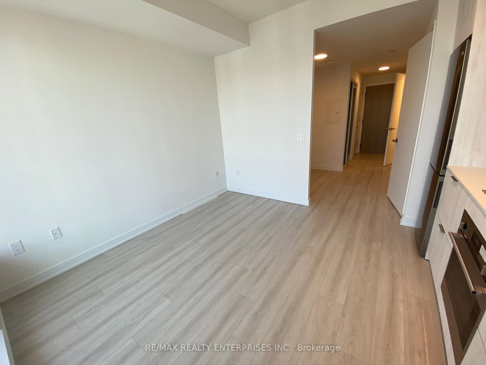 130 River Street, Unit 2906 thumbnail 10