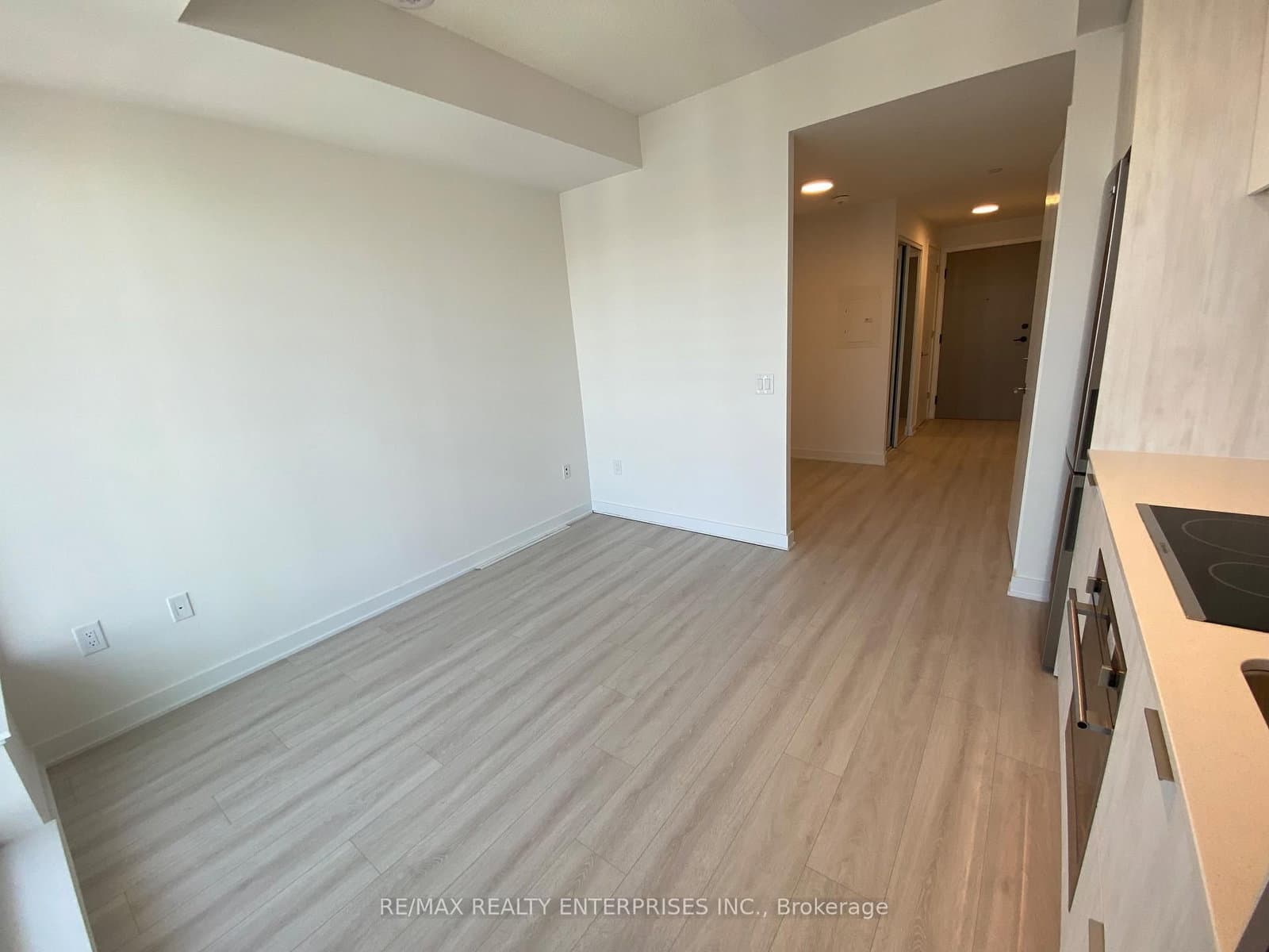 130 River Street, Unit 2906 thumbnail 14