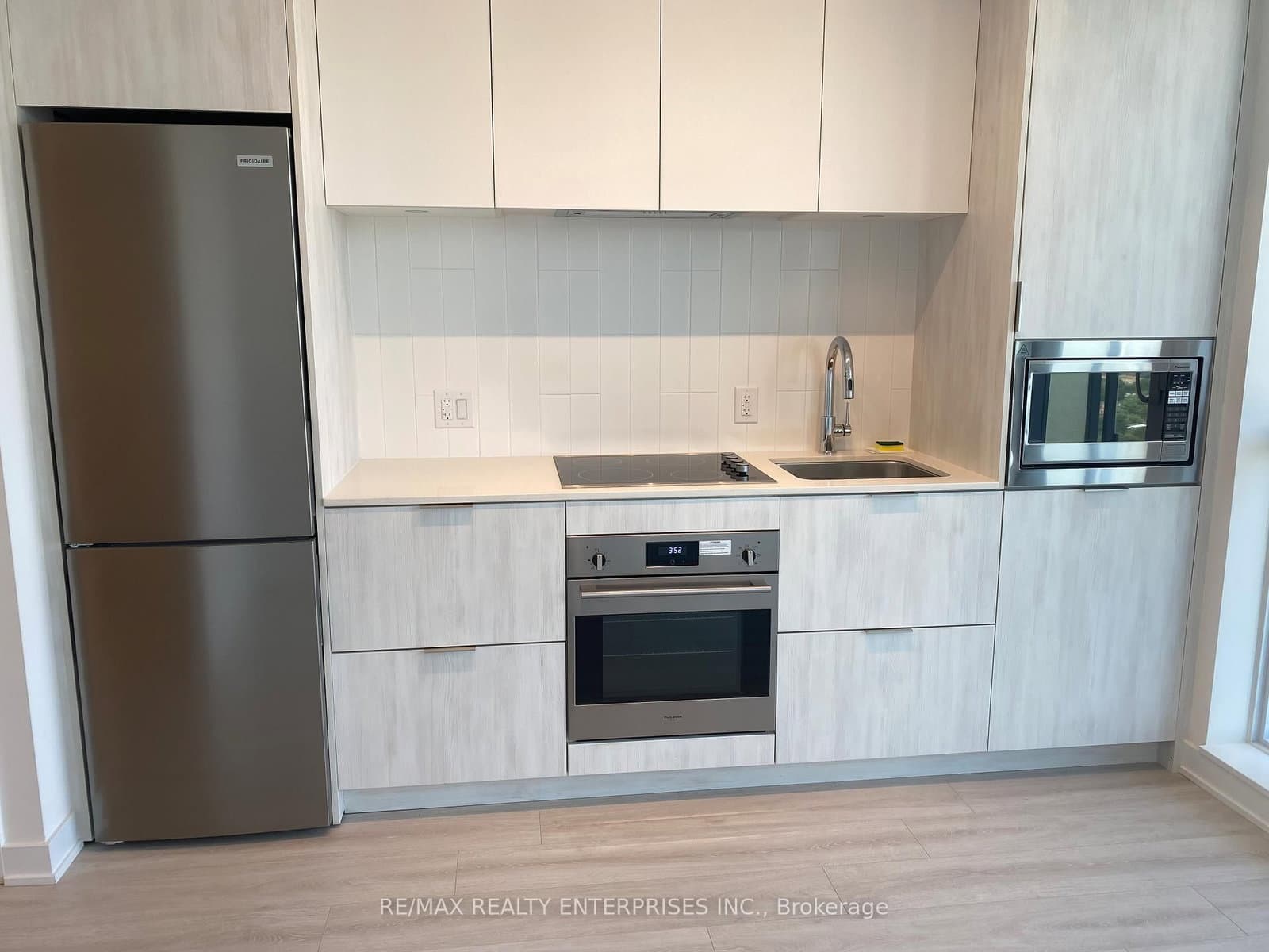 130 River Street, Unit 2906 thumbnail 8
