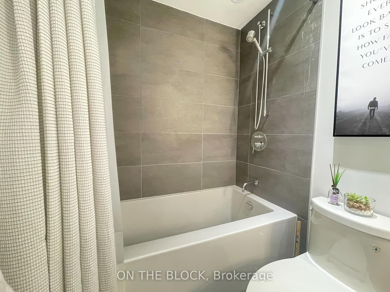 185 Roehampton Avenue, Unit 509 thumbnail 14