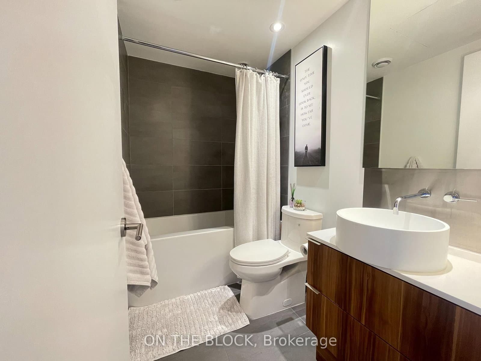185 Roehampton Avenue, Unit 509 thumbnail 15