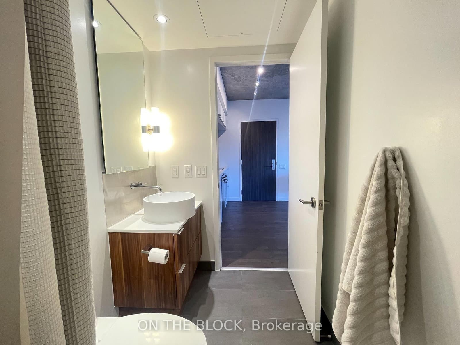 185 Roehampton Avenue, Unit 509 thumbnail 16