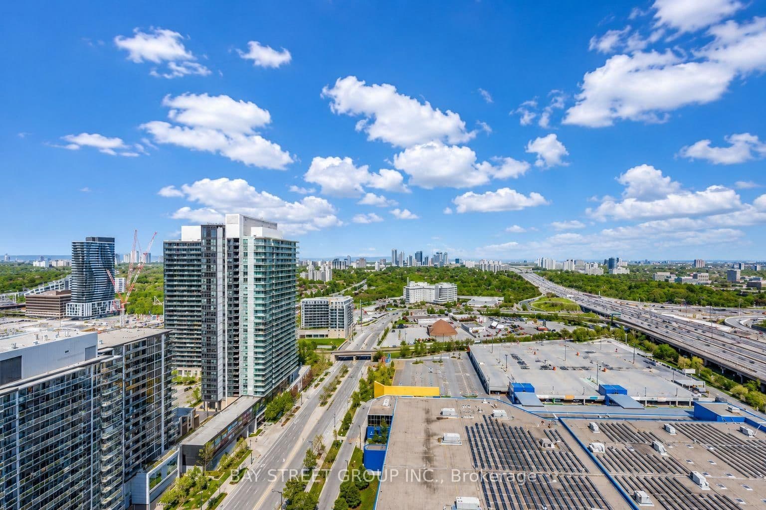 121 McMahon Drive, Unit 2906 thumbnail 30