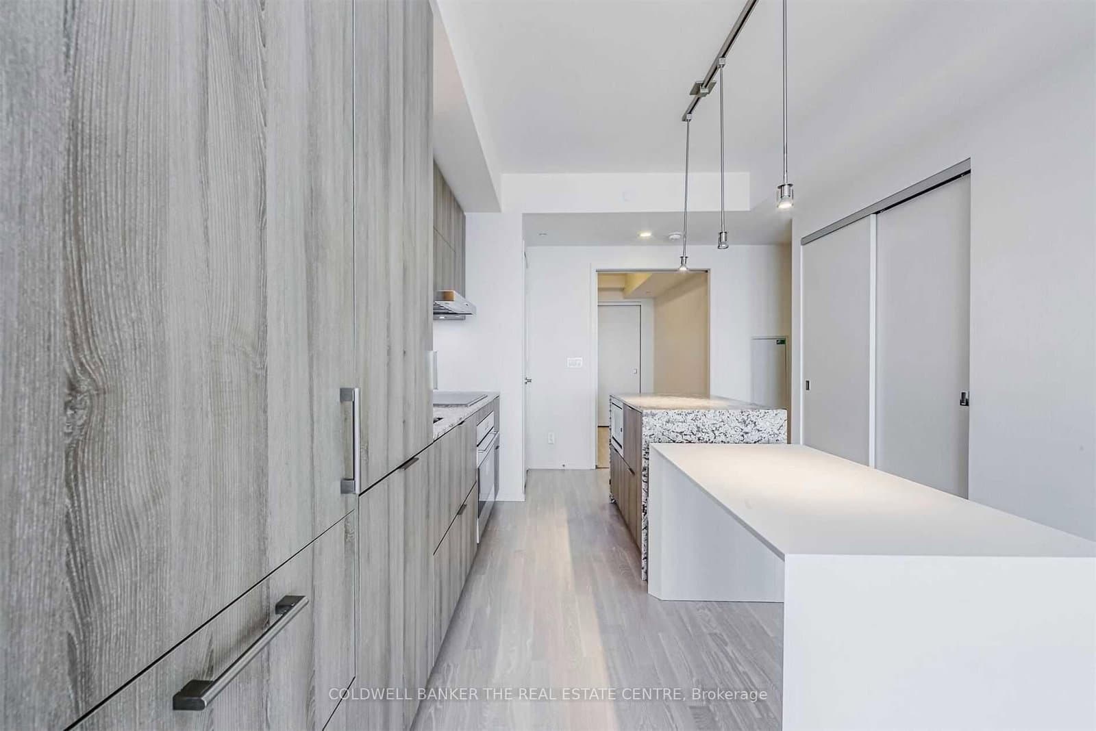1 E Bloor Street E, Unit 6607 thumbnail 15