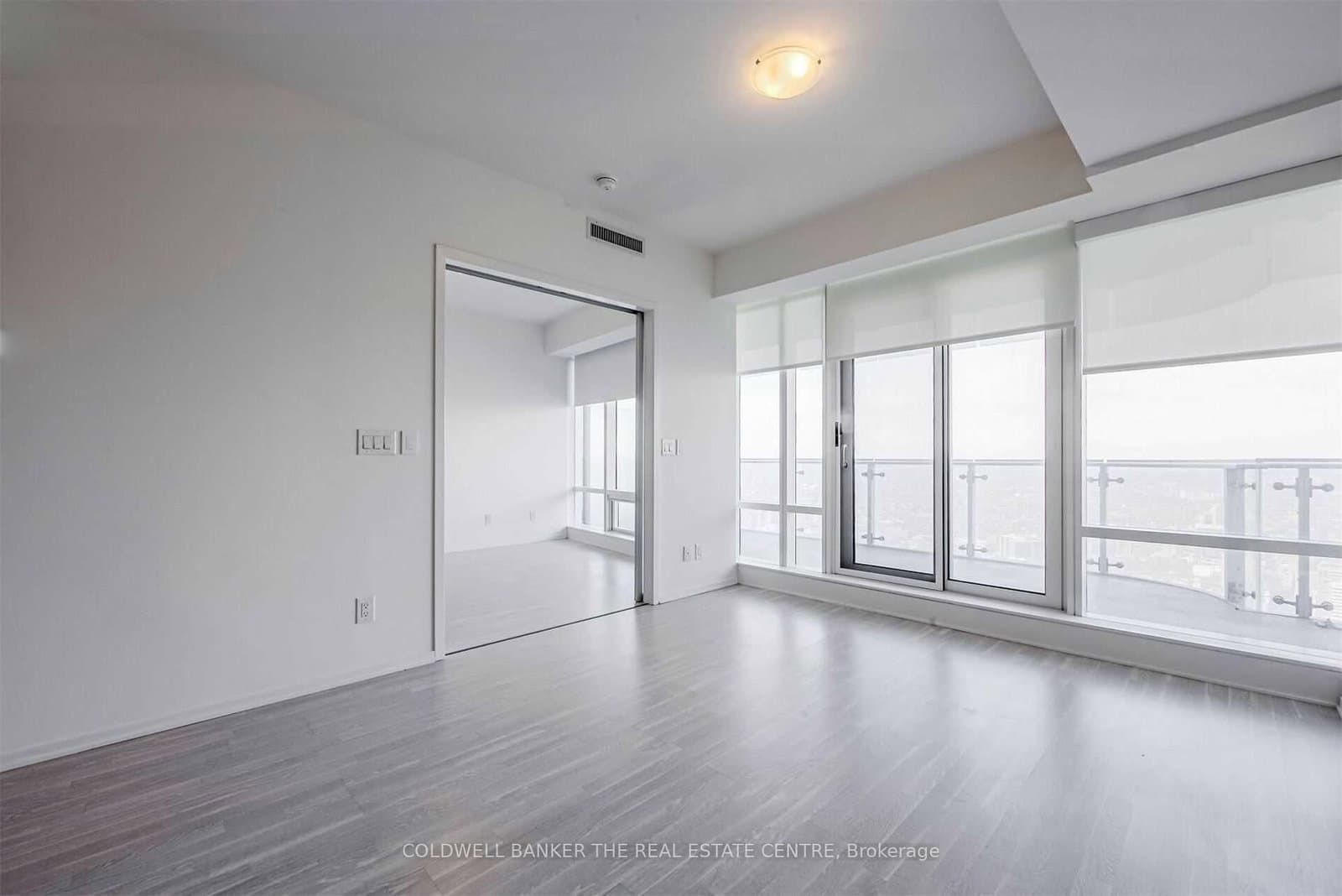 1 E Bloor Street E, Unit 6607 thumbnail 19