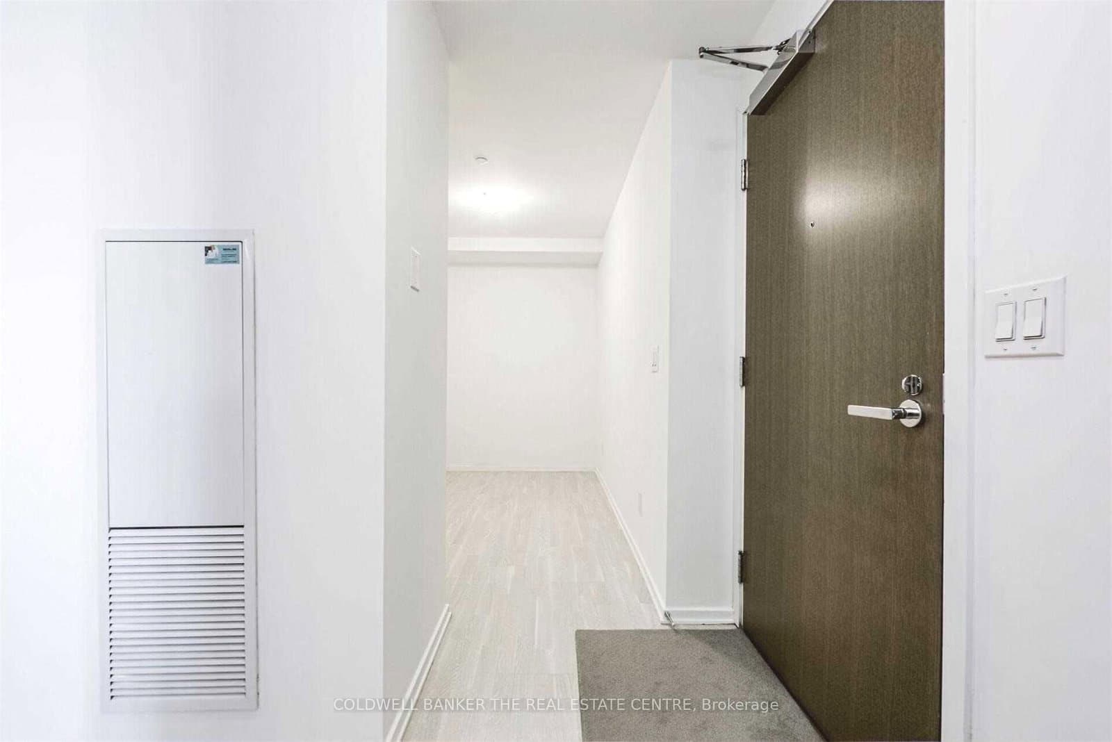 1 E Bloor Street E, Unit 6607 thumbnail 31