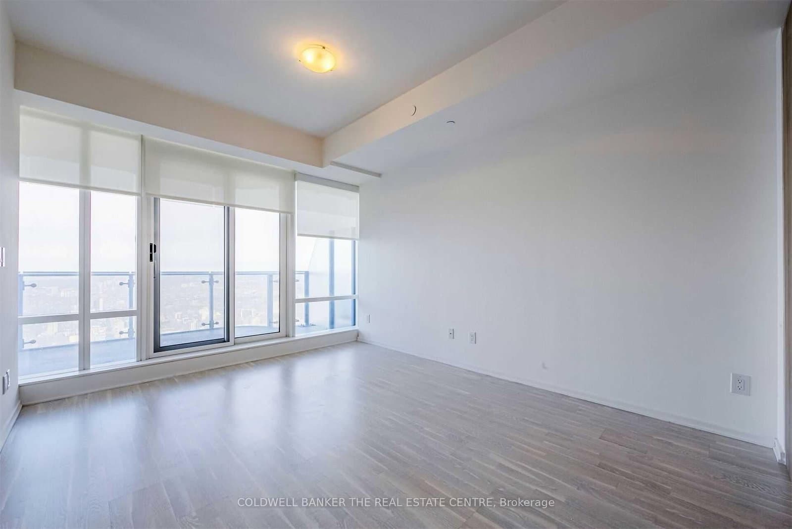 1 E Bloor Street E, Unit 6607 thumbnail 6