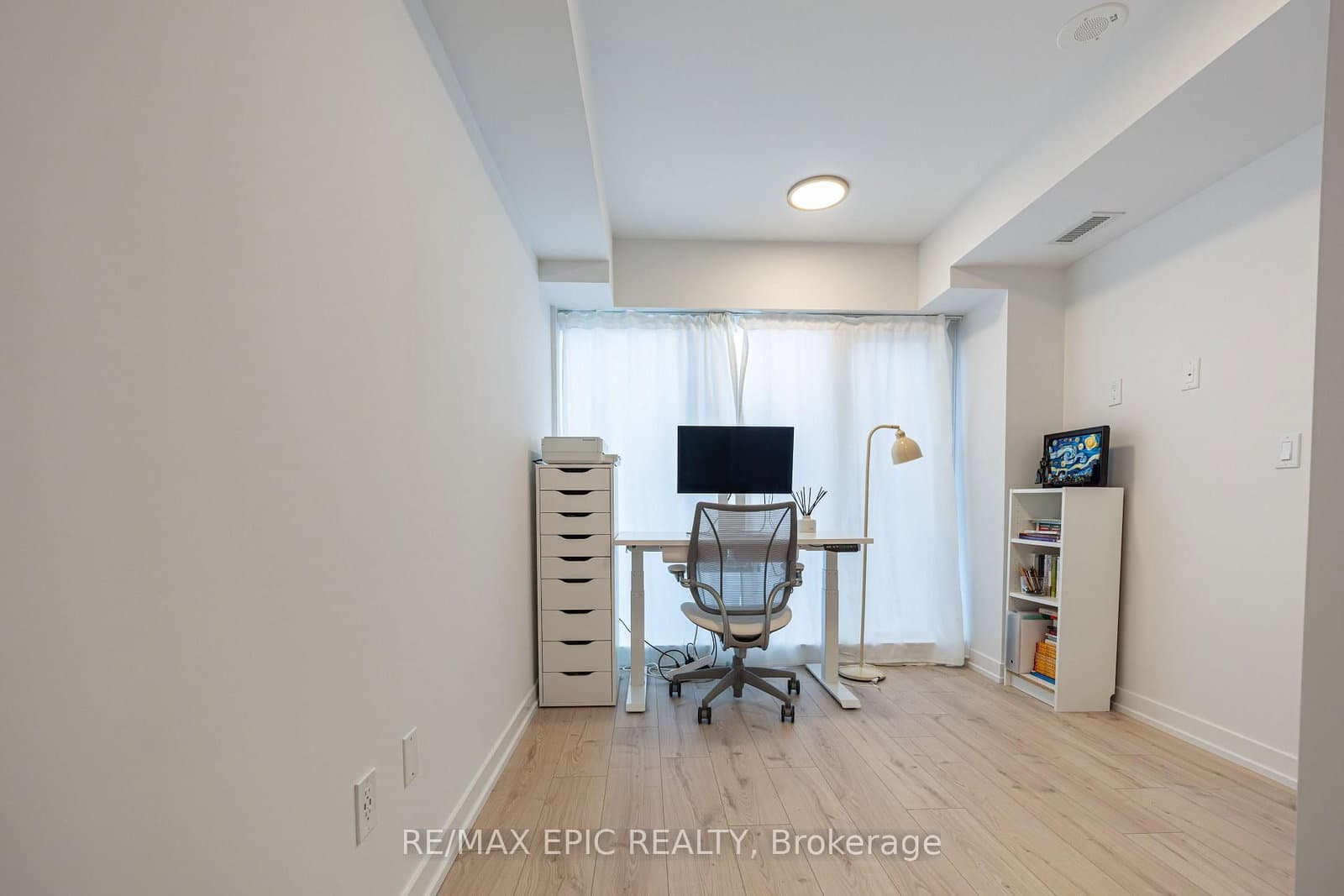 2 Augusta Avenue, Unit 302 thumbnail 16