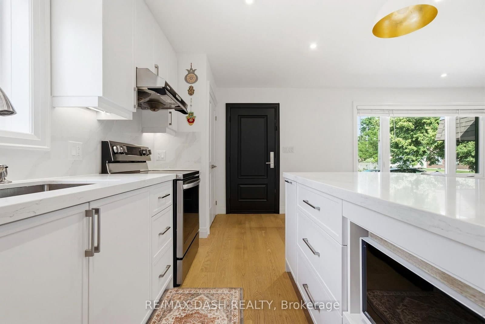 111 Gorman Park Road thumbnail 12