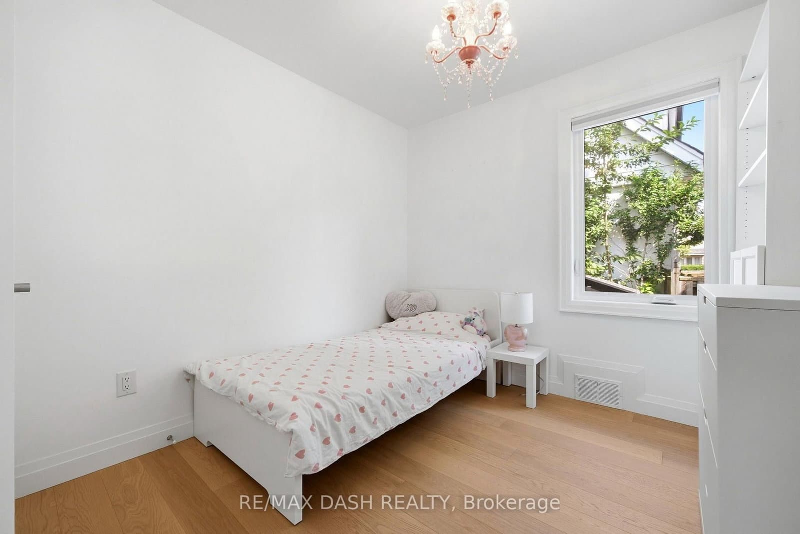 111 Gorman Park Road thumbnail 20