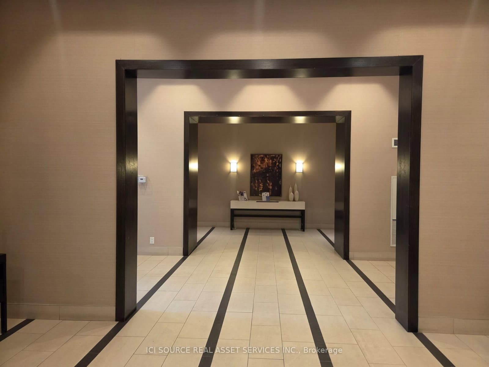 2035 Sheppard Avenue E, Unit 221 thumbnail 3