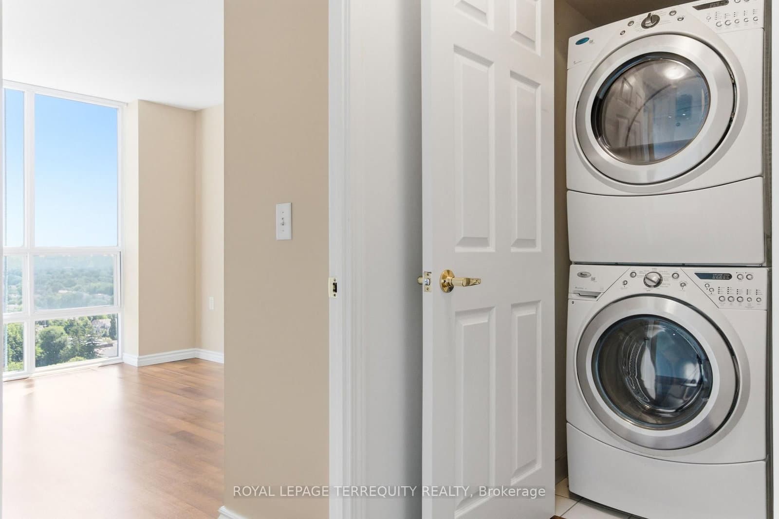20 Olive Avenue, Unit PH07 thumbnail 14