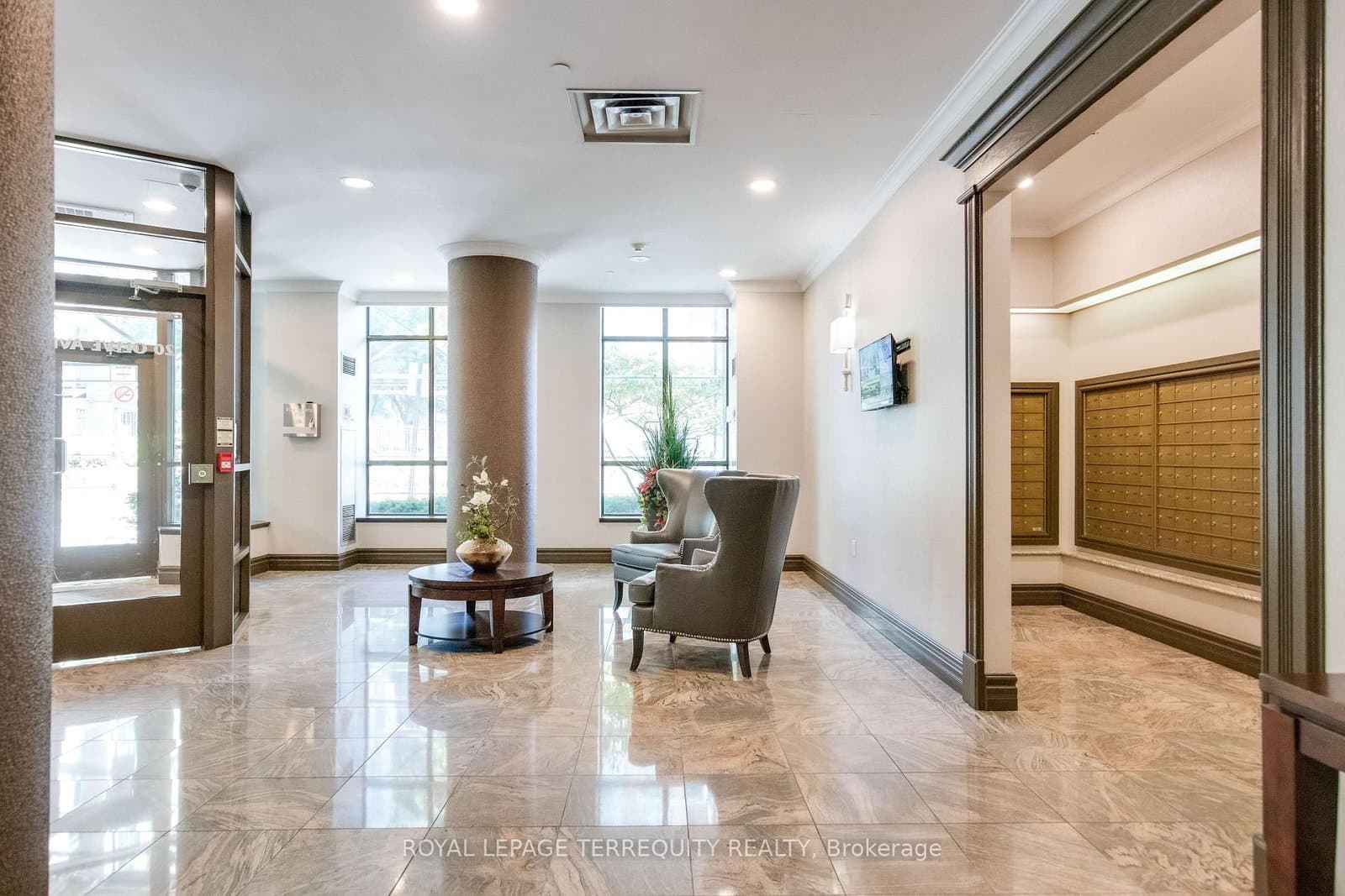 20 Olive Avenue, Unit PH07 thumbnail 27