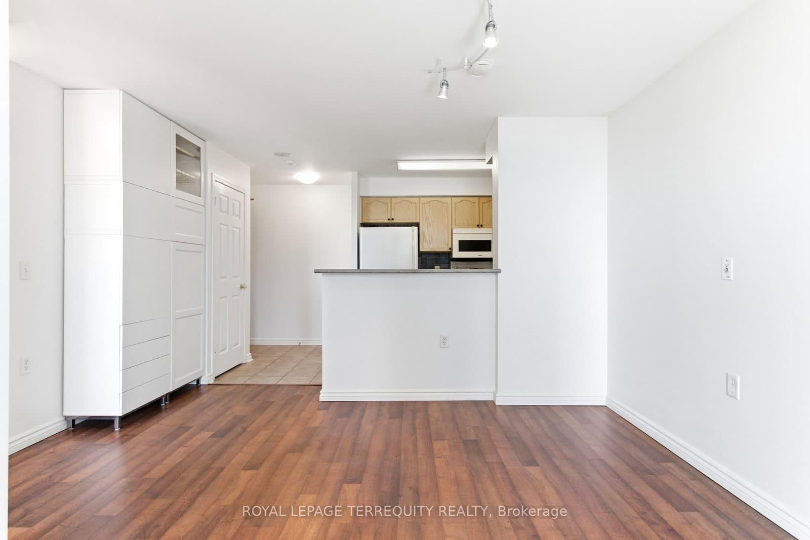 20 Olive Avenue, Unit PH07 thumbnail 4