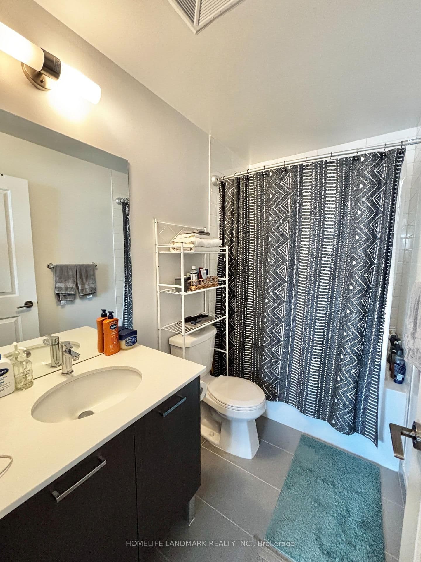 11 Lillian Street, Unit 1408 thumbnail 4
