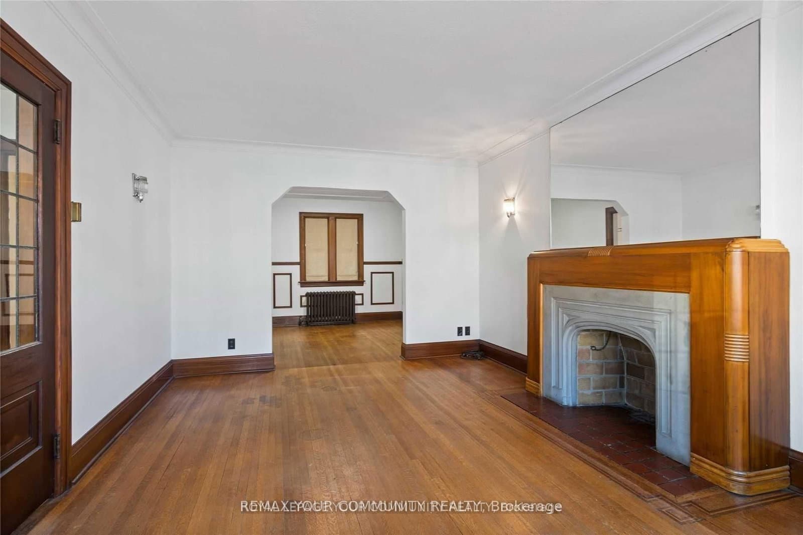 705 Hillsdale Avenue E thumbnail 7