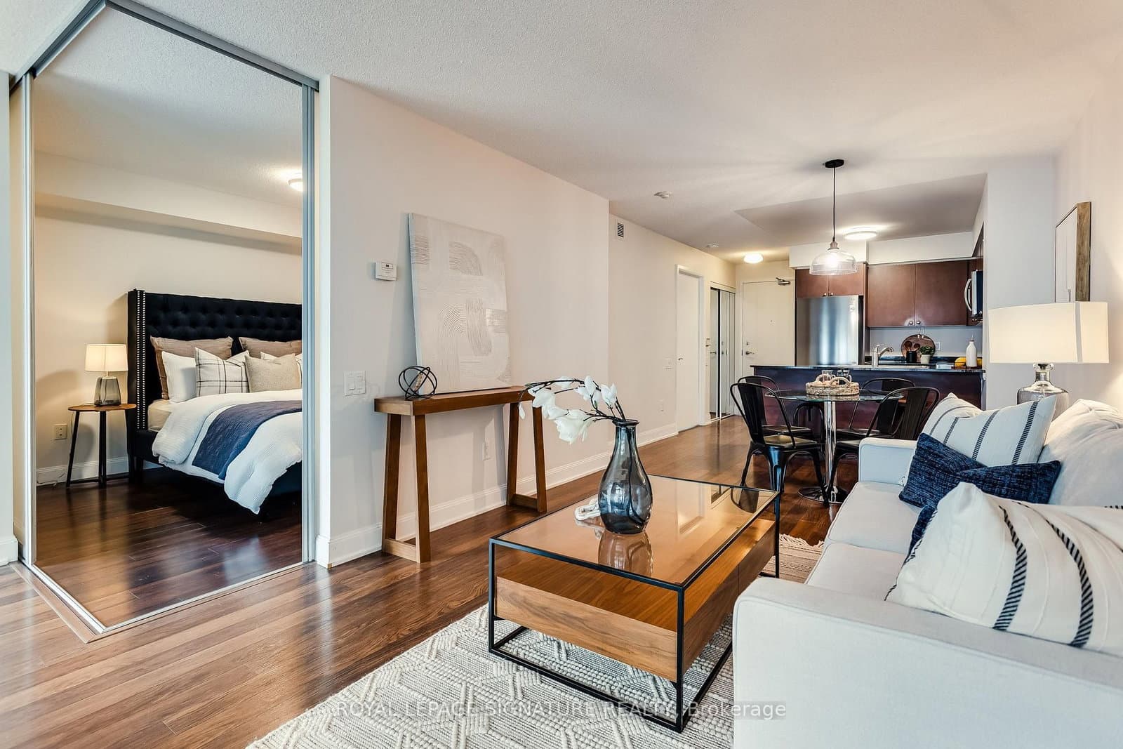 2191 Yonge Street, Unit 910 thumbnail 15