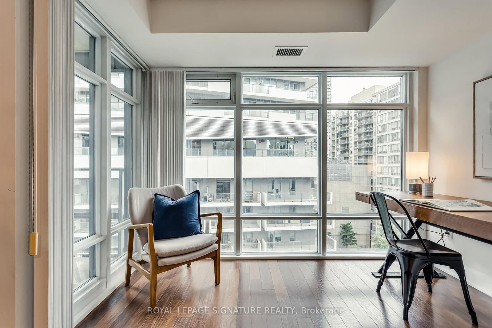 2191 Yonge Street, Unit 910 thumbnail 18