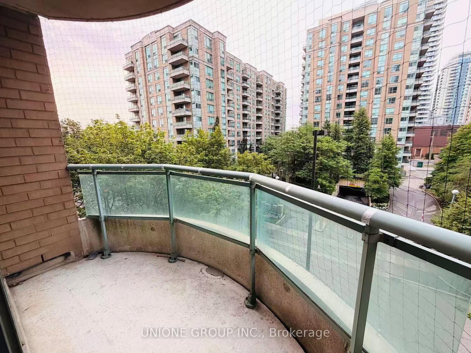8 PEMBERTON Avenue, Unit 506 thumbnail 17