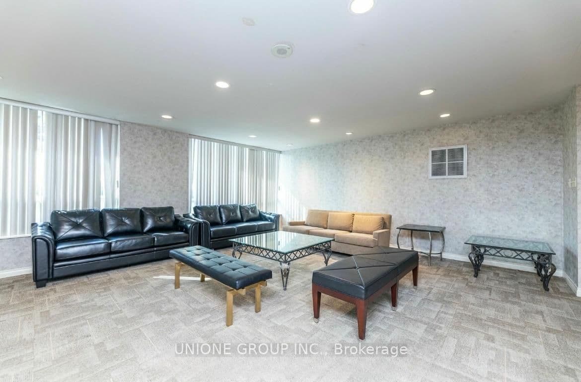8 PEMBERTON Avenue, Unit 506 thumbnail 5