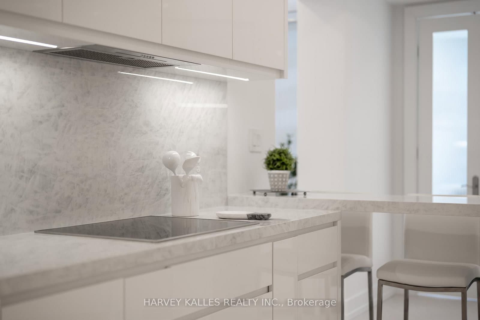 10 Bellair Street, Unit 603 thumbnail 19