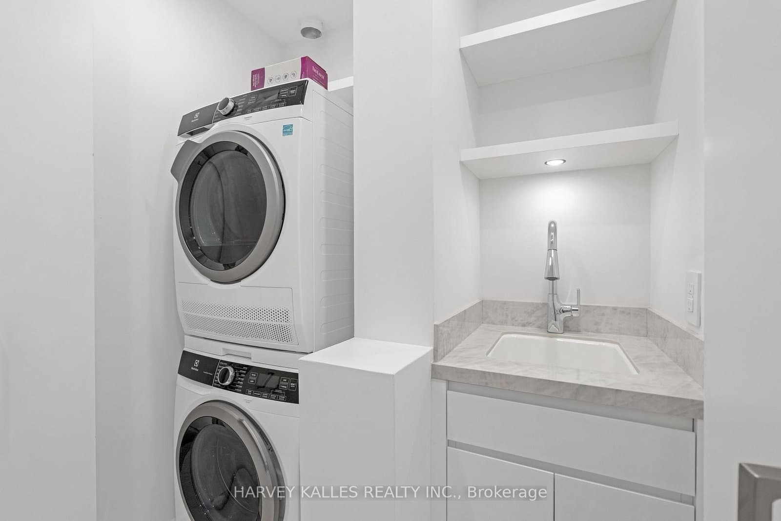 10 Bellair Street, Unit 603 thumbnail 37