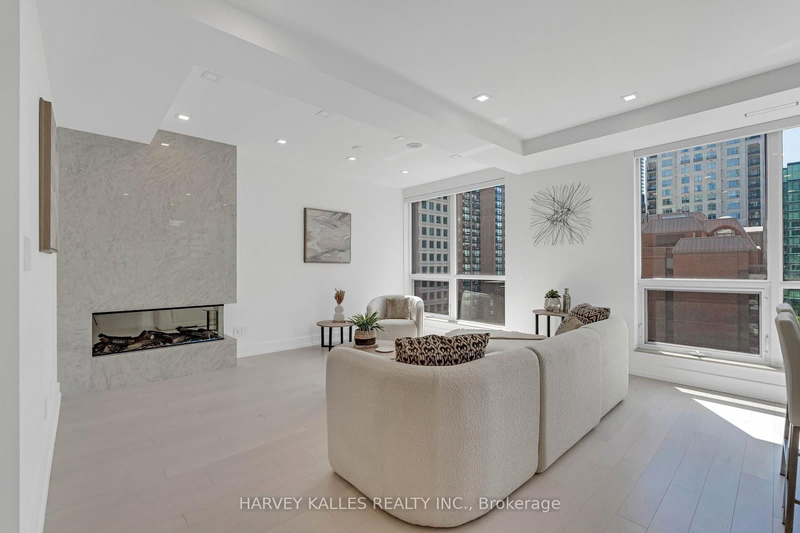 10 Bellair Street, Unit 603 thumbnail 8