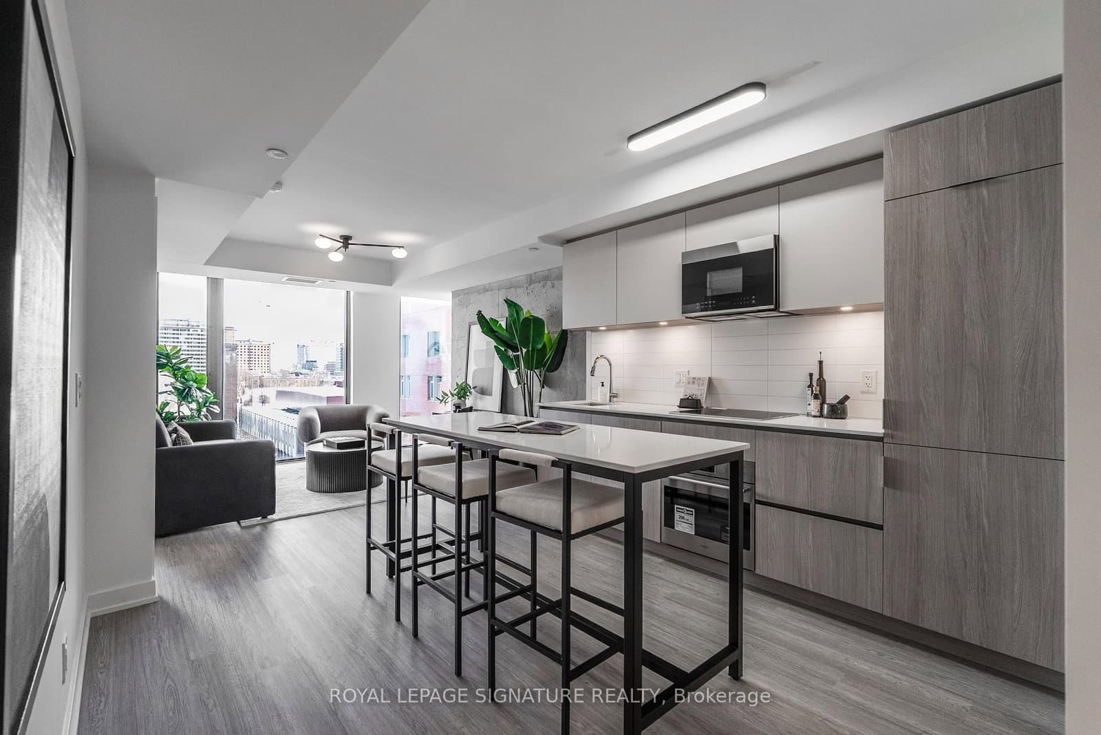 47 Mutual Street, Unit 605 thumbnail 5