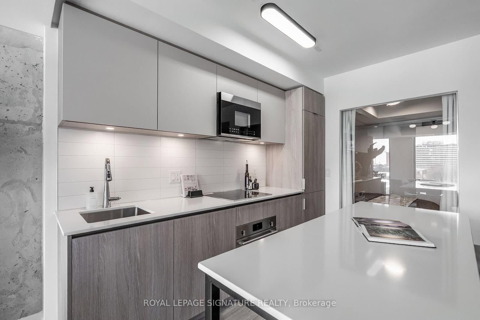 47 Mutual Street, Unit 605 thumbnail 8