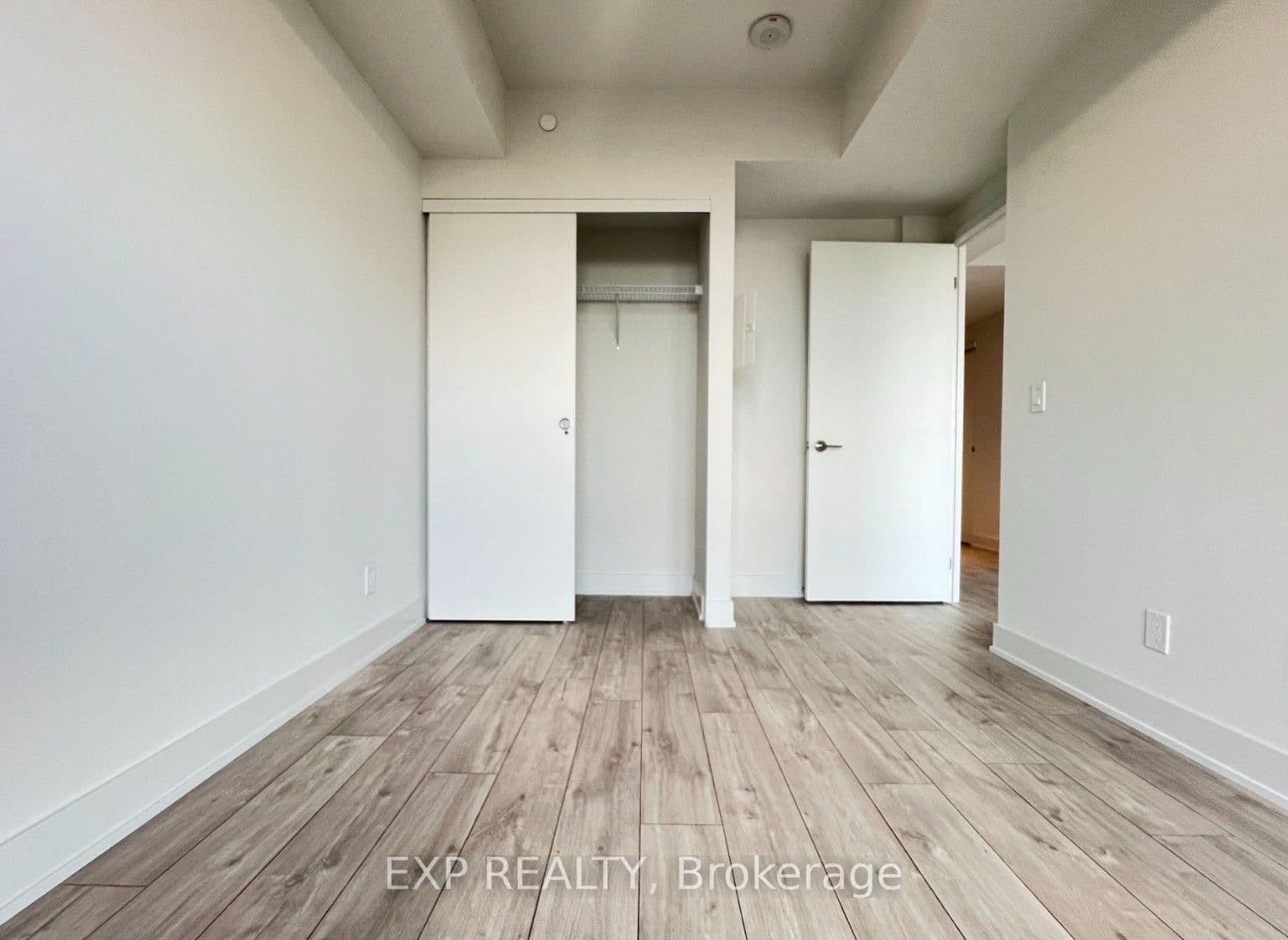 8 Cumberland Street, Unit 3707 thumbnail 10