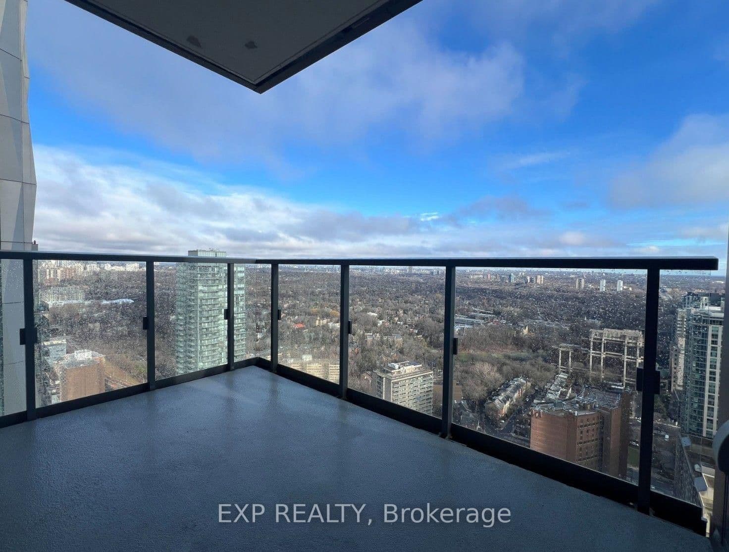 8 Cumberland Street, Unit 3707 thumbnail 6