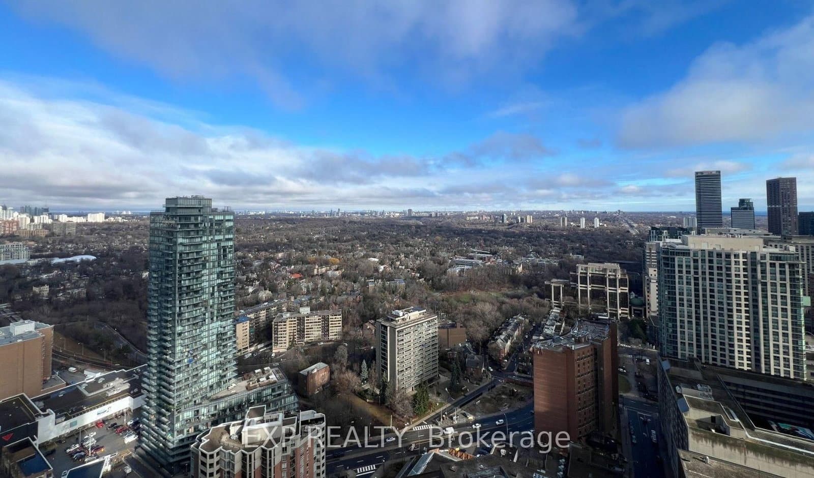 8 Cumberland Street, Unit 3707 thumbnail 7