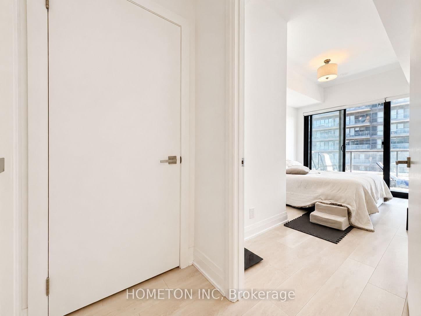 33 Frederick Todd Way, Unit 817 thumbnail 14