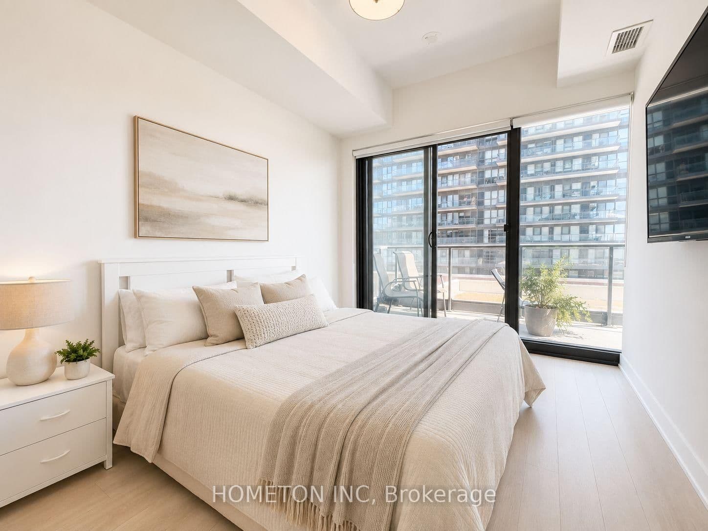 33 Frederick Todd Way, Unit 817 thumbnail 16