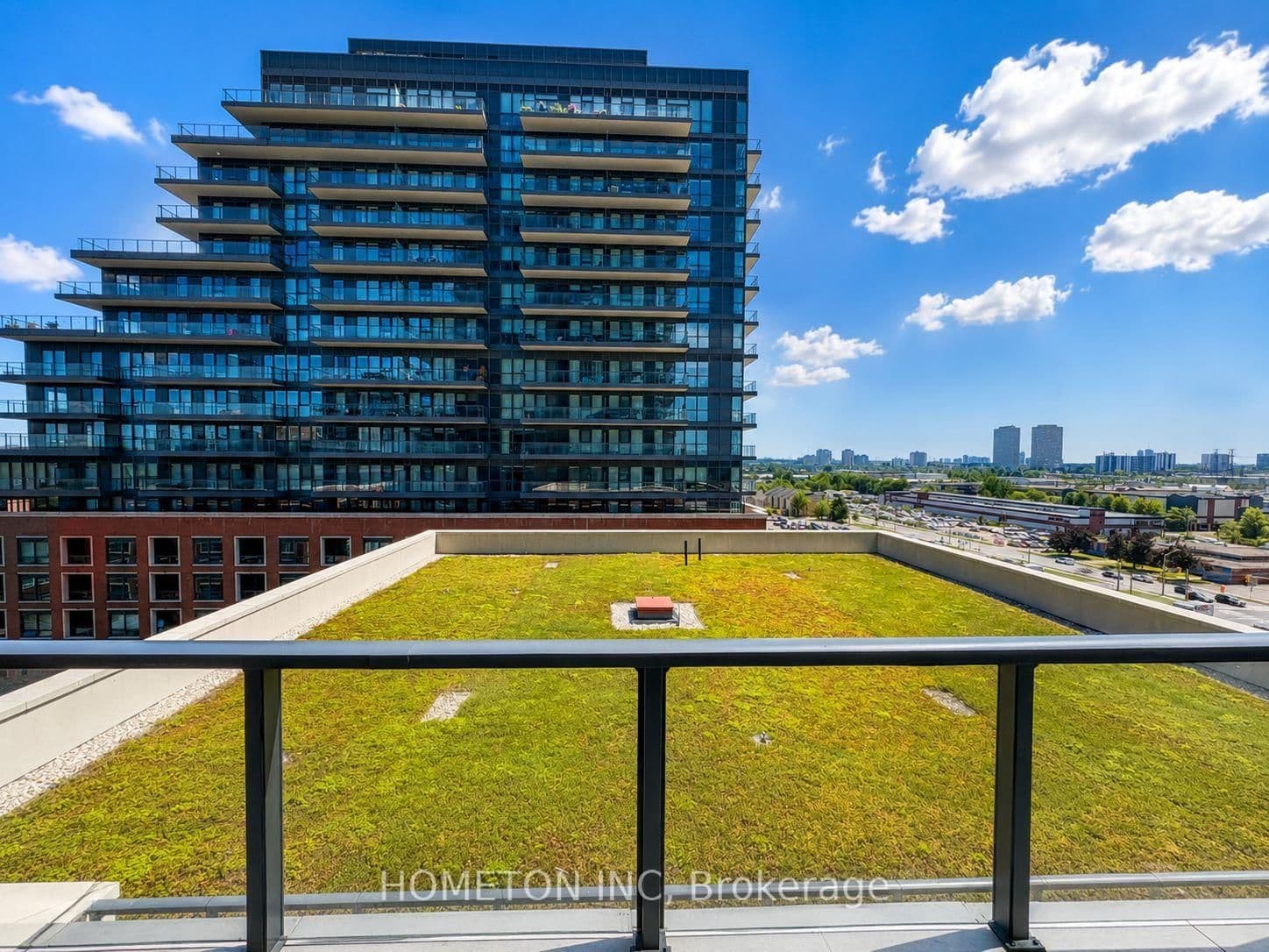 33 Frederick Todd Way, Unit 817 thumbnail 6