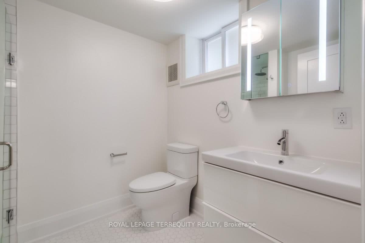 674 Eglinton Avenue E, Unit Lower thumbnail 14