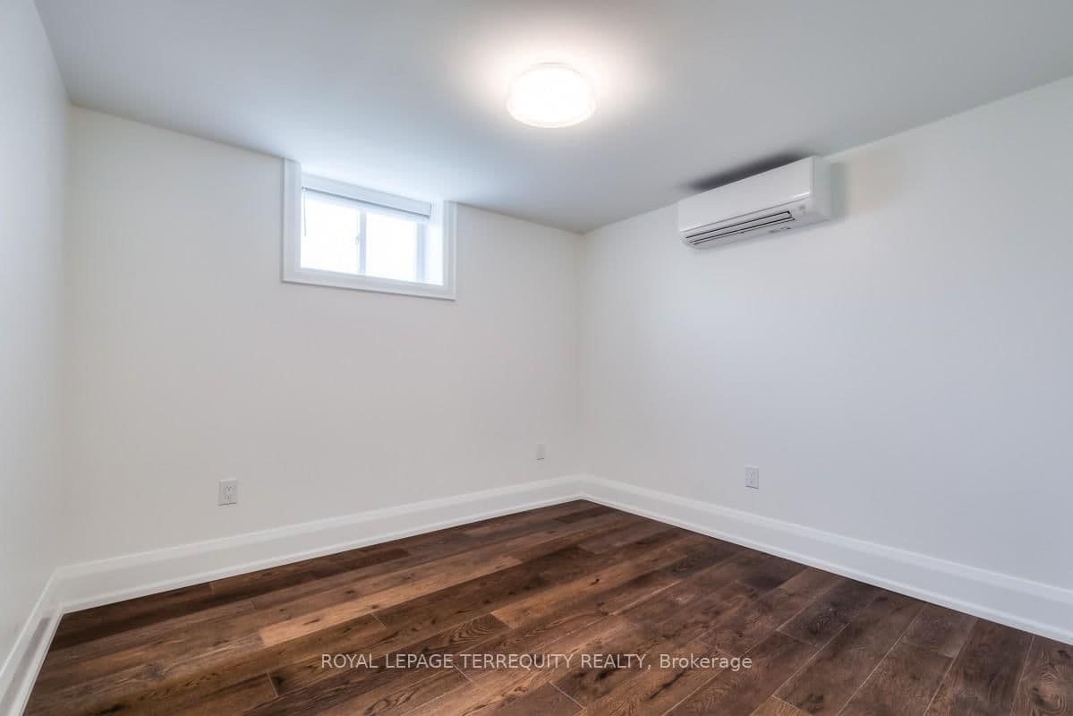 674 Eglinton Avenue E, Unit Lower thumbnail 4