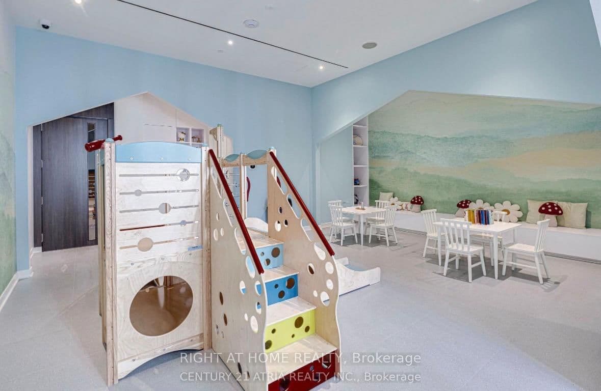 11 Yorkville Avenue, Unit 2113 thumbnail 35