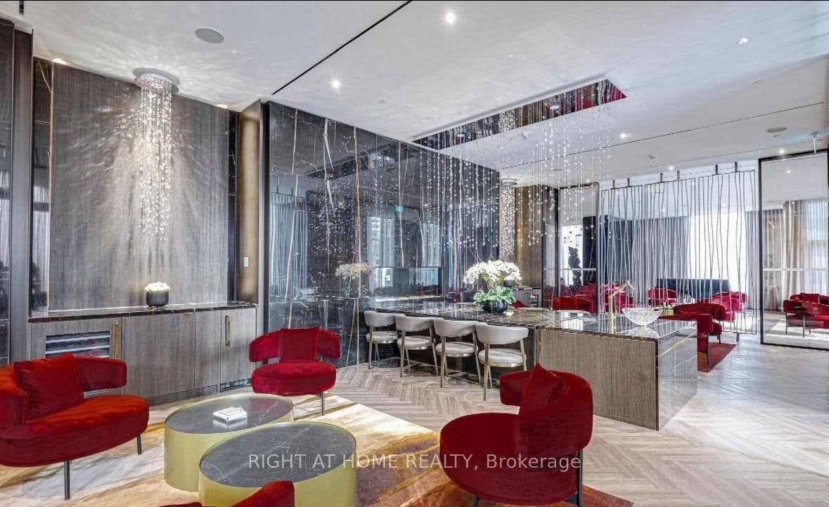 11 Yorkville Avenue, Unit 2113 thumbnail 36