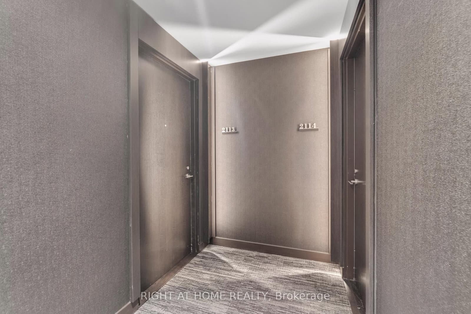 11 Yorkville Avenue, Unit 2113 thumbnail 7