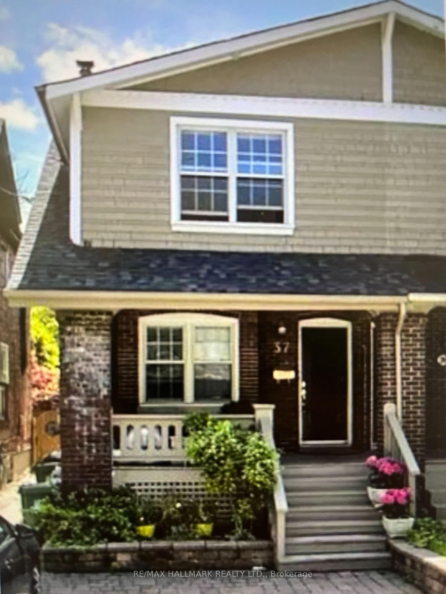 37 Lola Road, Unit Main Fl - Image 1